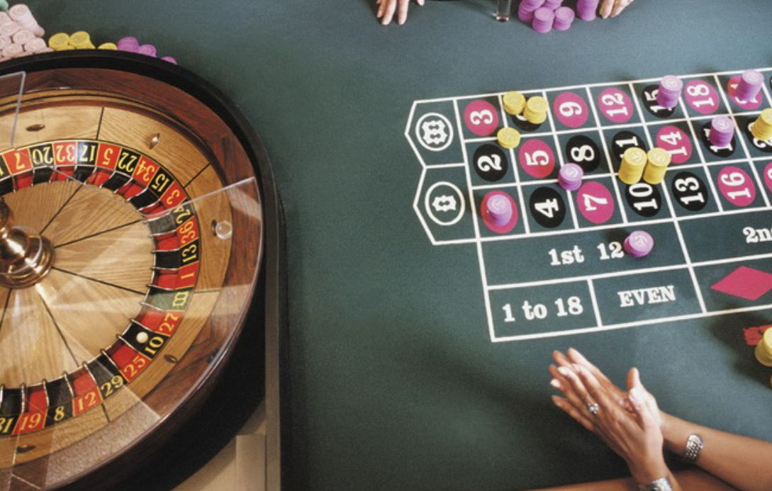 NitroCasino کیسینو گیمز کا ایک زمرہ منتخب کریں